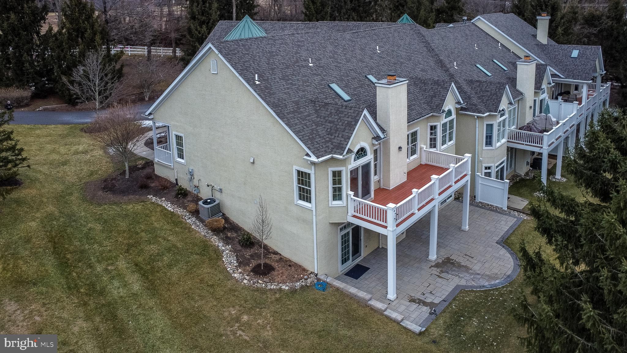 5871 Hickory Hollow Ln