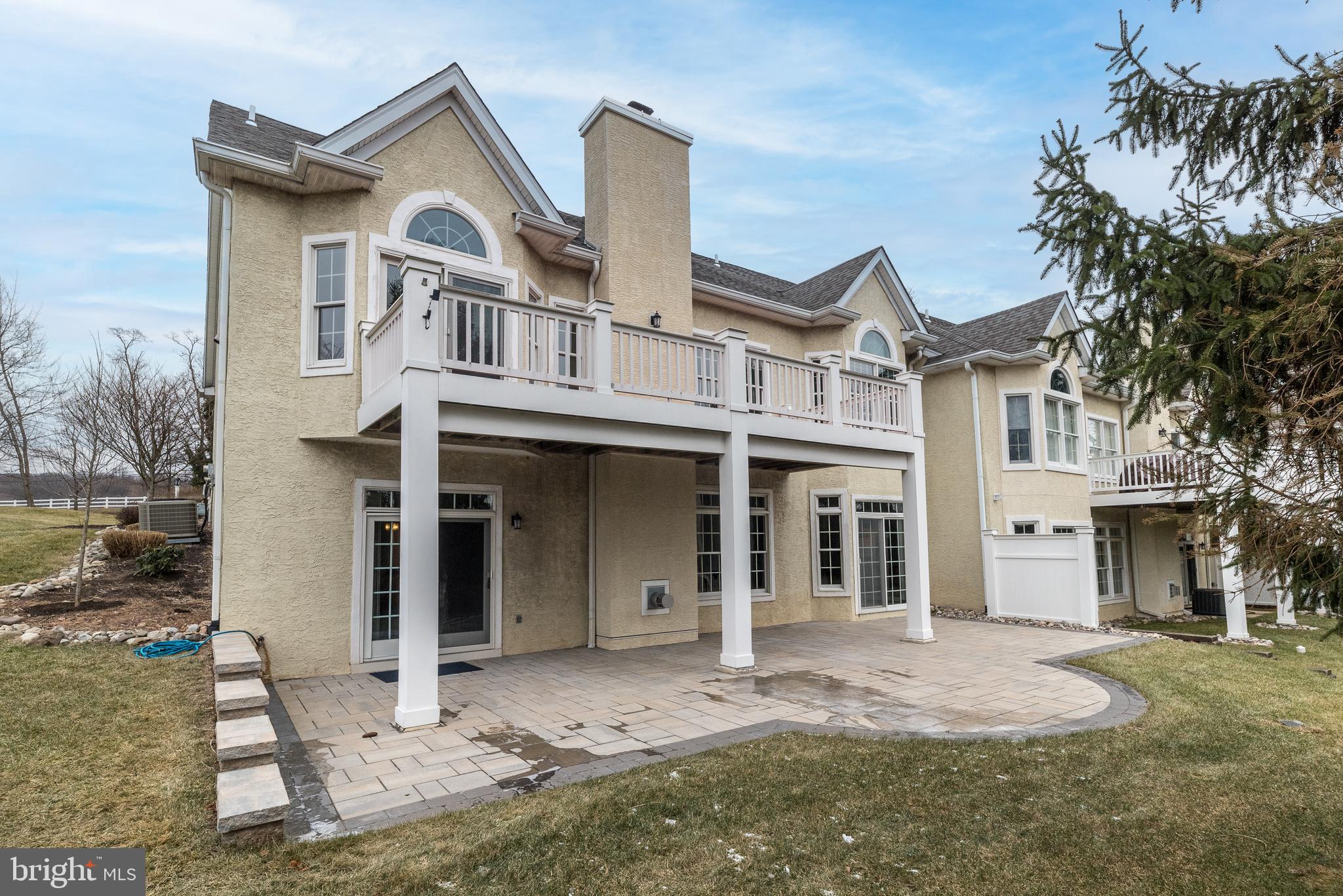 5871 Hickory Hollow Ln