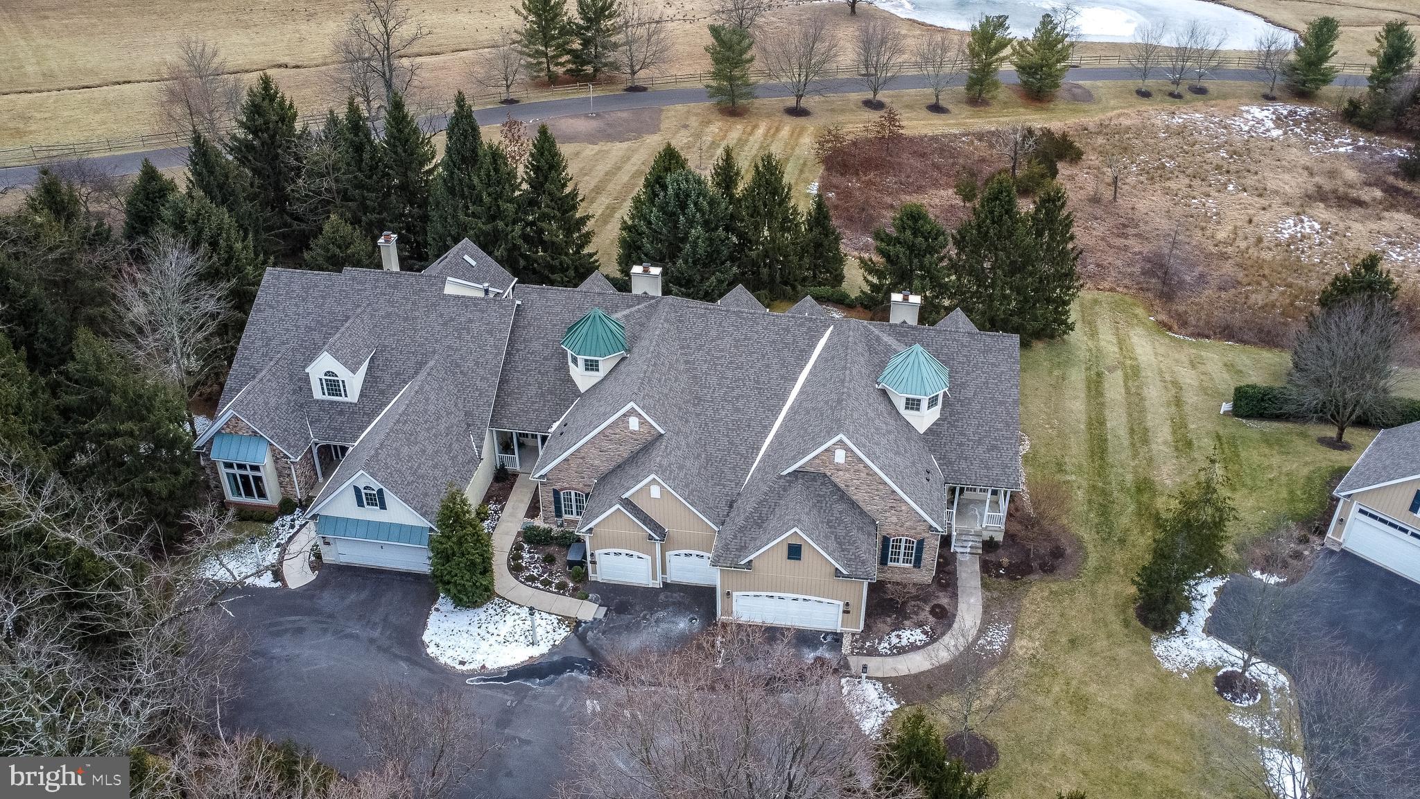 5871 Hickory Hollow Ln