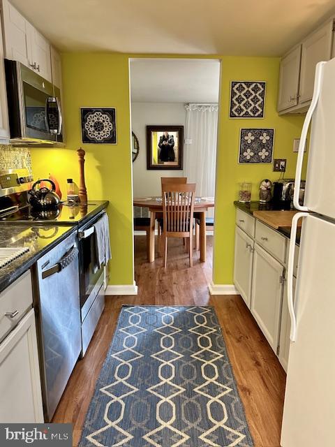 35 HERMITAGE DR