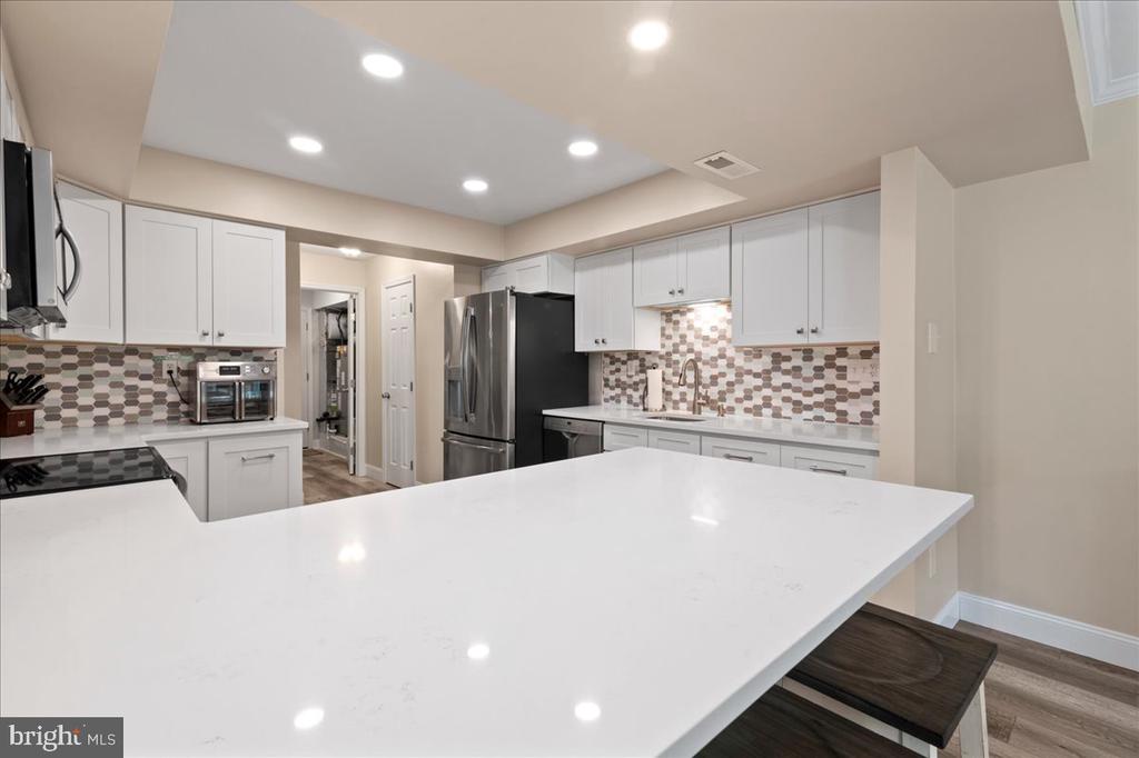 417 Henley Ct