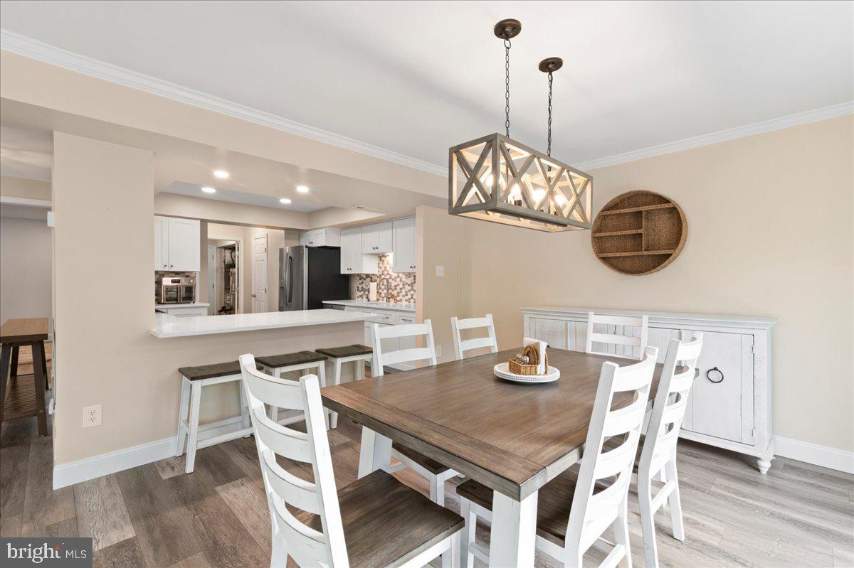 417 Henley Ct