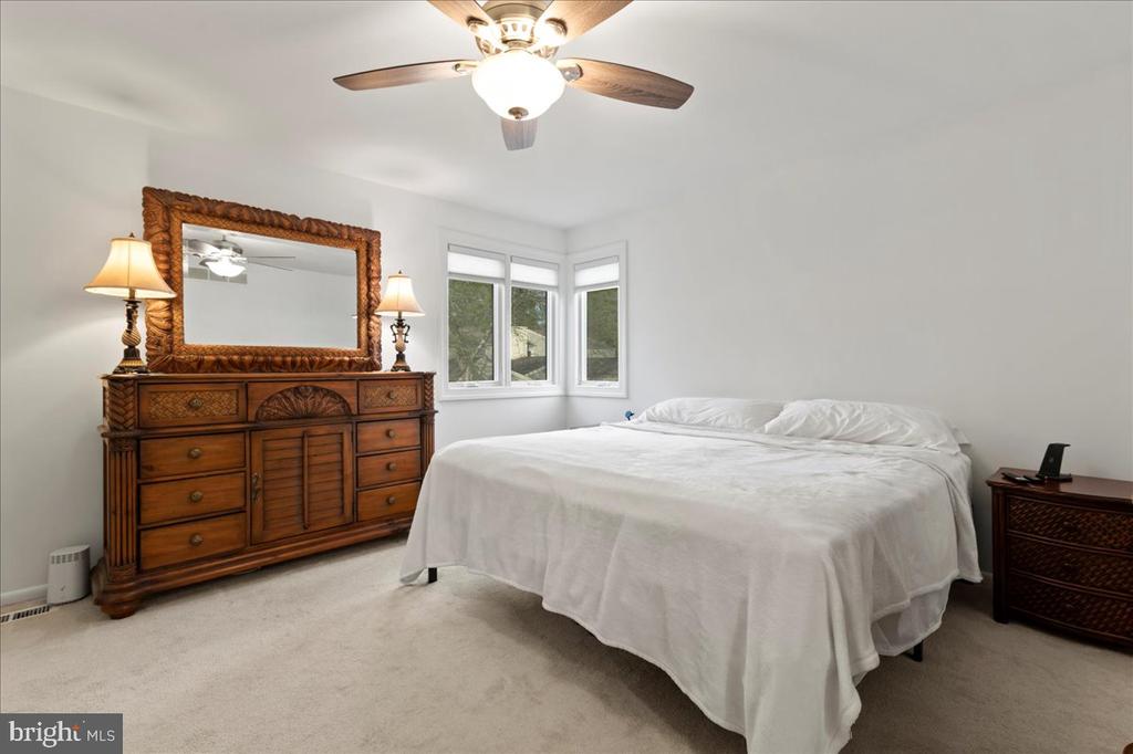 417 Henley Ct