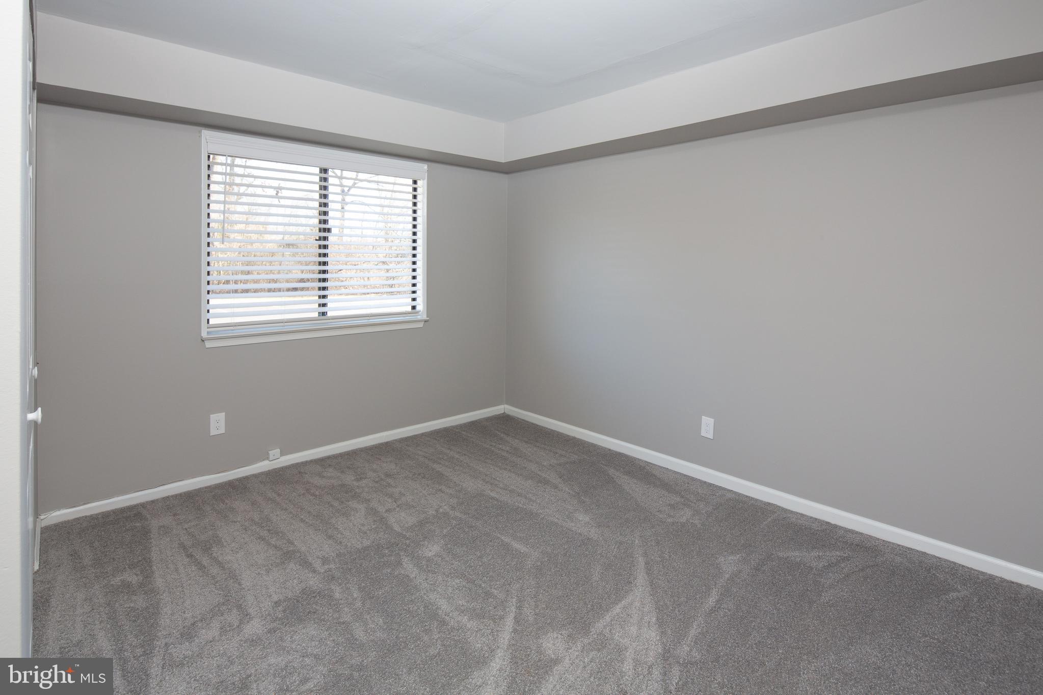 91 HERMITAGE DR