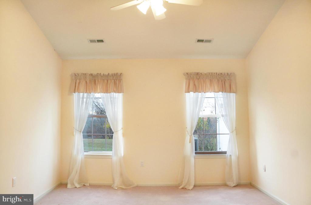 114 PROGRESS DRIVE