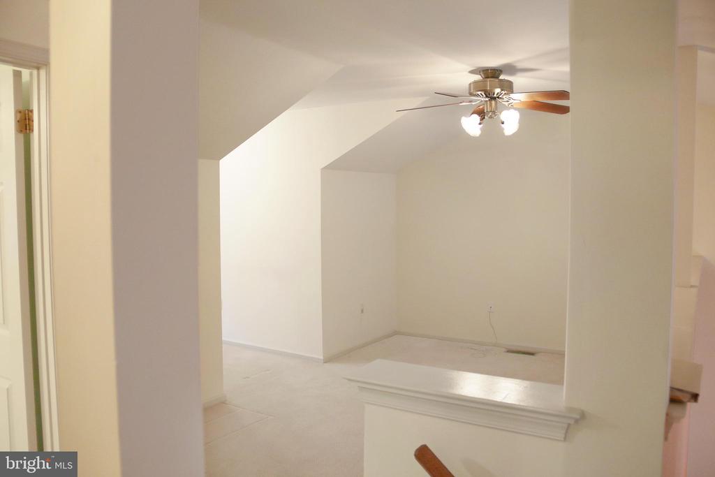 114 PROGRESS DRIVE