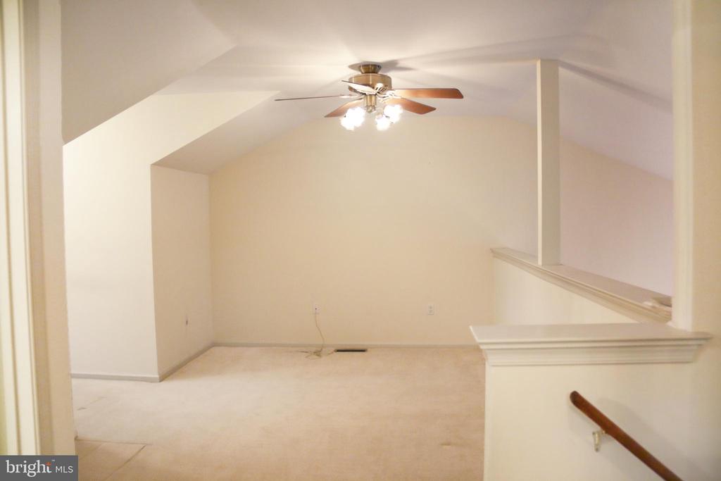 114 PROGRESS DRIVE
