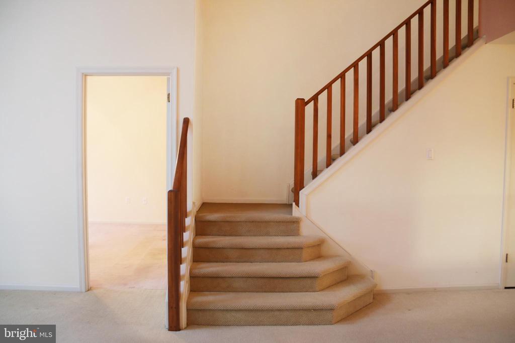 114 PROGRESS DRIVE