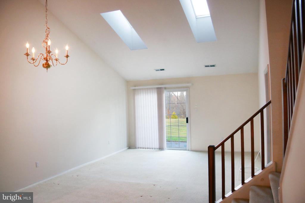 114 PROGRESS DRIVE