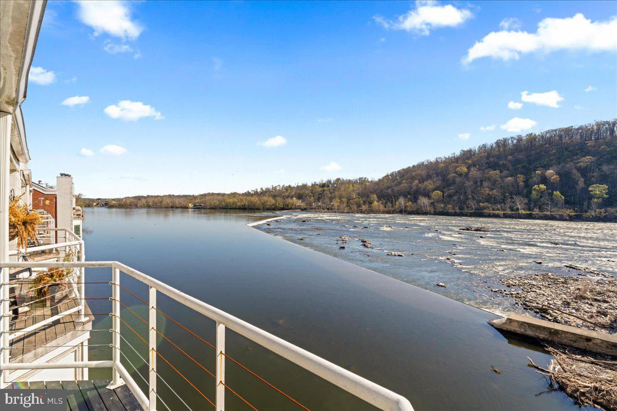 350 S RIVER ROAD D10