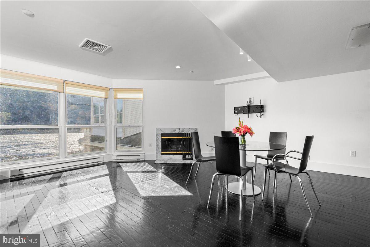 350 S RIVER ROAD D10