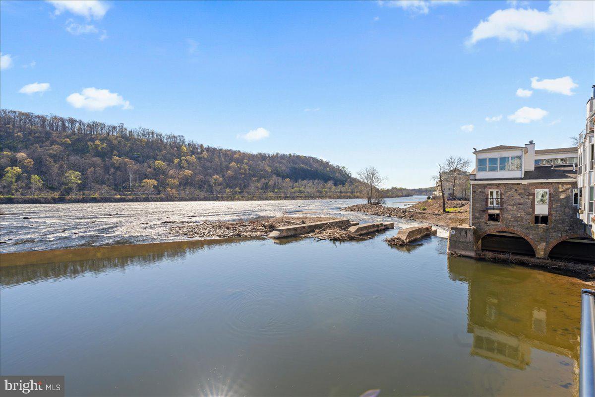 350 S RIVER ROAD D10