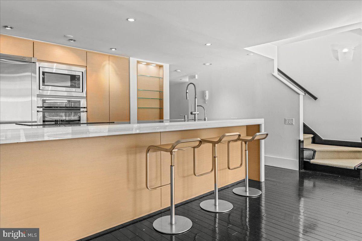 350 S RIVER ROAD D10