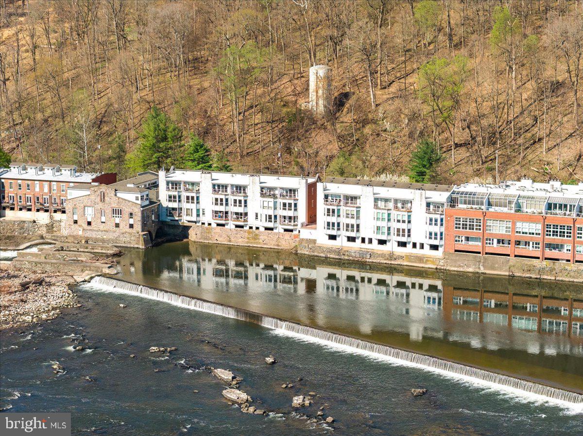 350 S RIVER ROAD D10