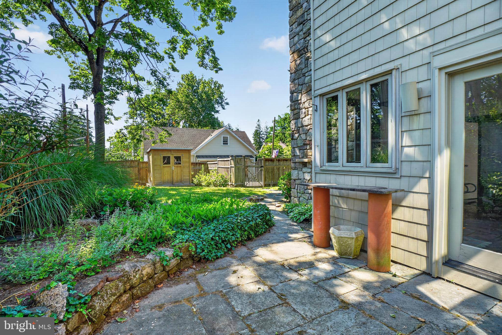 360 W COURT STREET