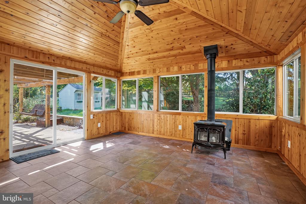 26 HIGH POINT DRIVE