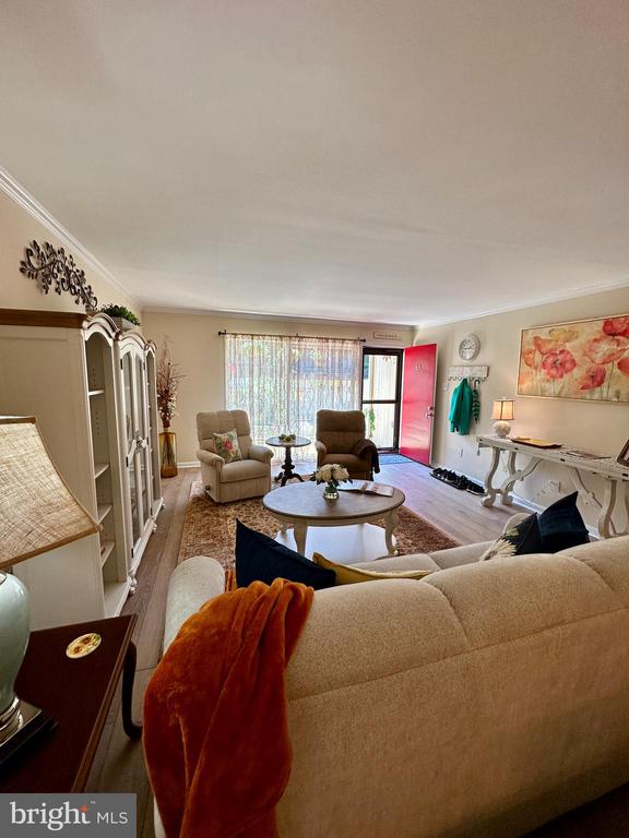 6 OSCAR HAMMERSTEIN WAY Unit: A