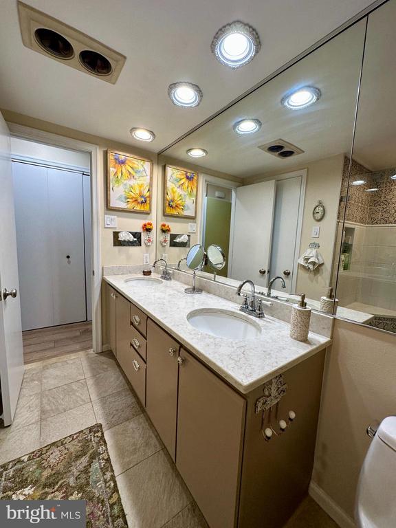 6 OSCAR HAMMERSTEIN WAY Unit: A
