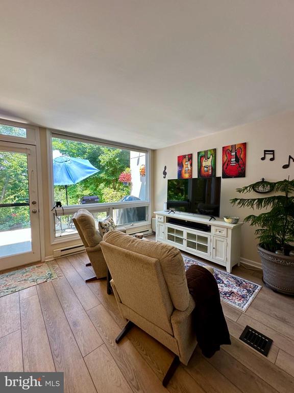6 OSCAR HAMMERSTEIN WAY Unit: A
