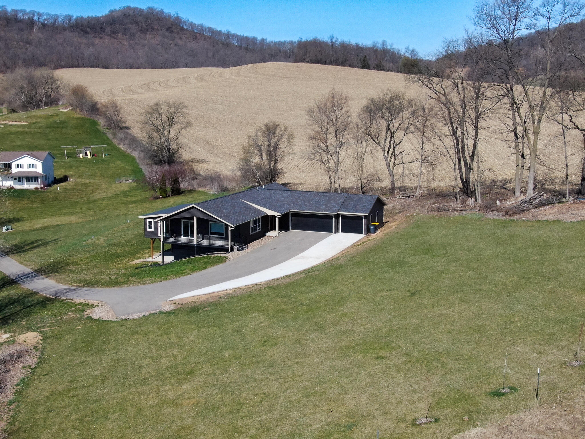 N16476 Lloyd Ln