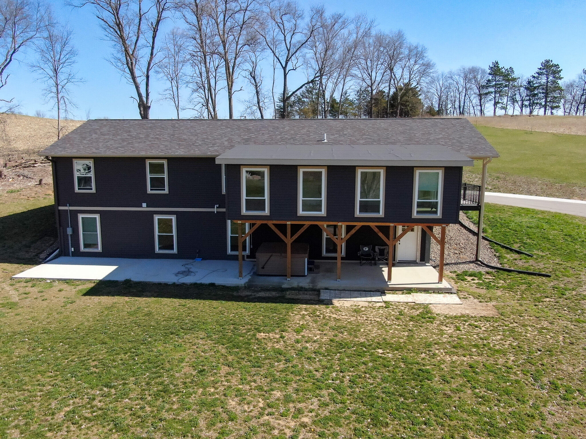 N16476 Lloyd Ln
