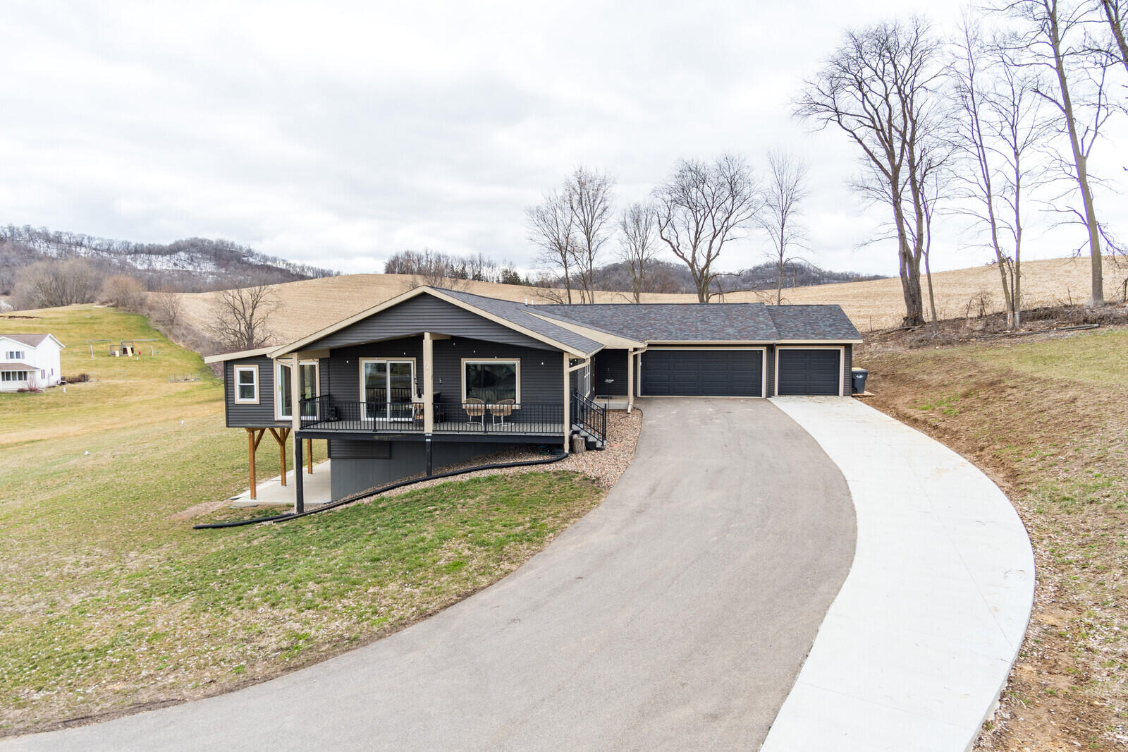 N16476 Lloyd Ln