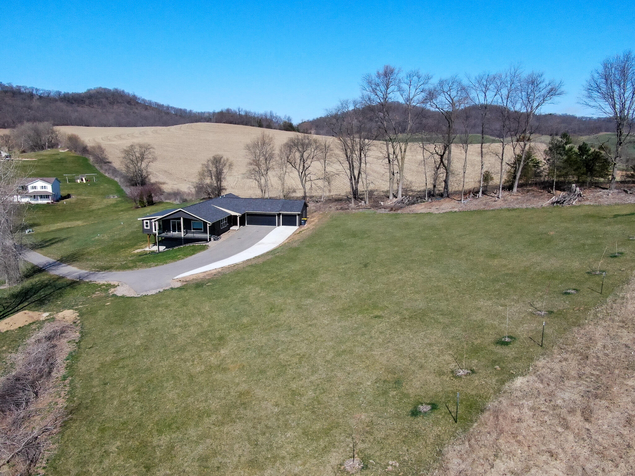 N16476 Lloyd Ln