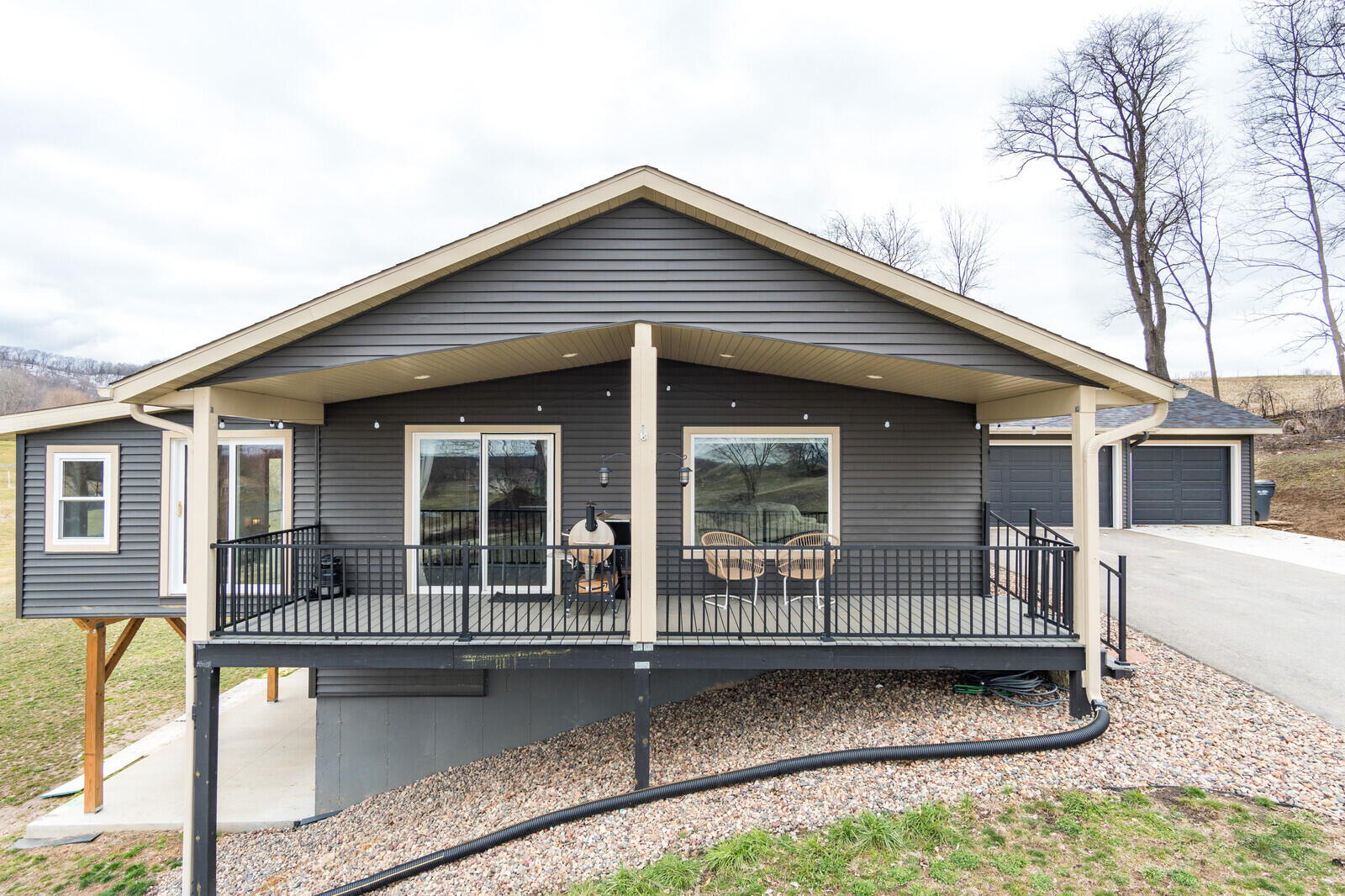 N16476 Lloyd Ln