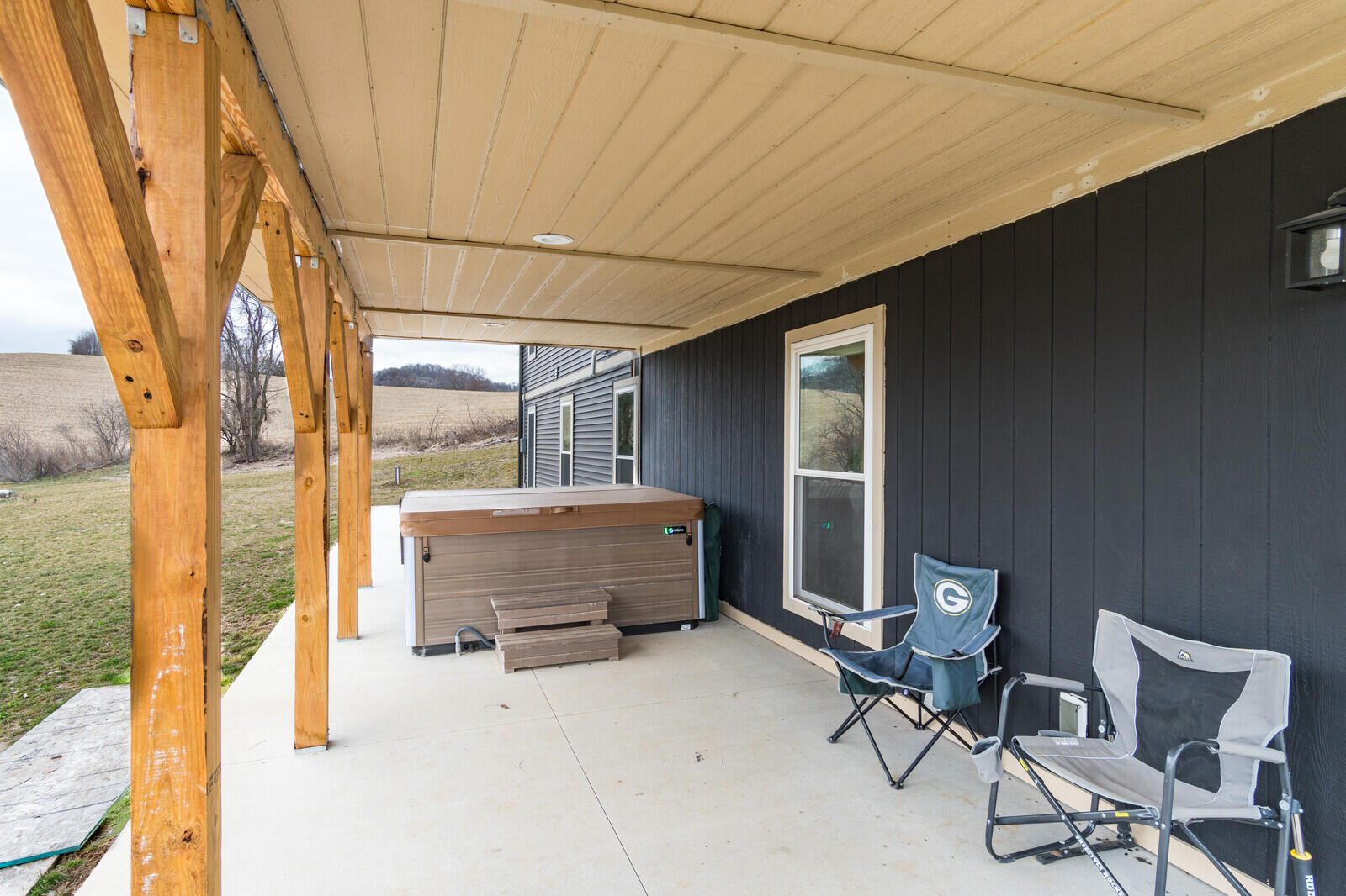 N16476 Lloyd Ln