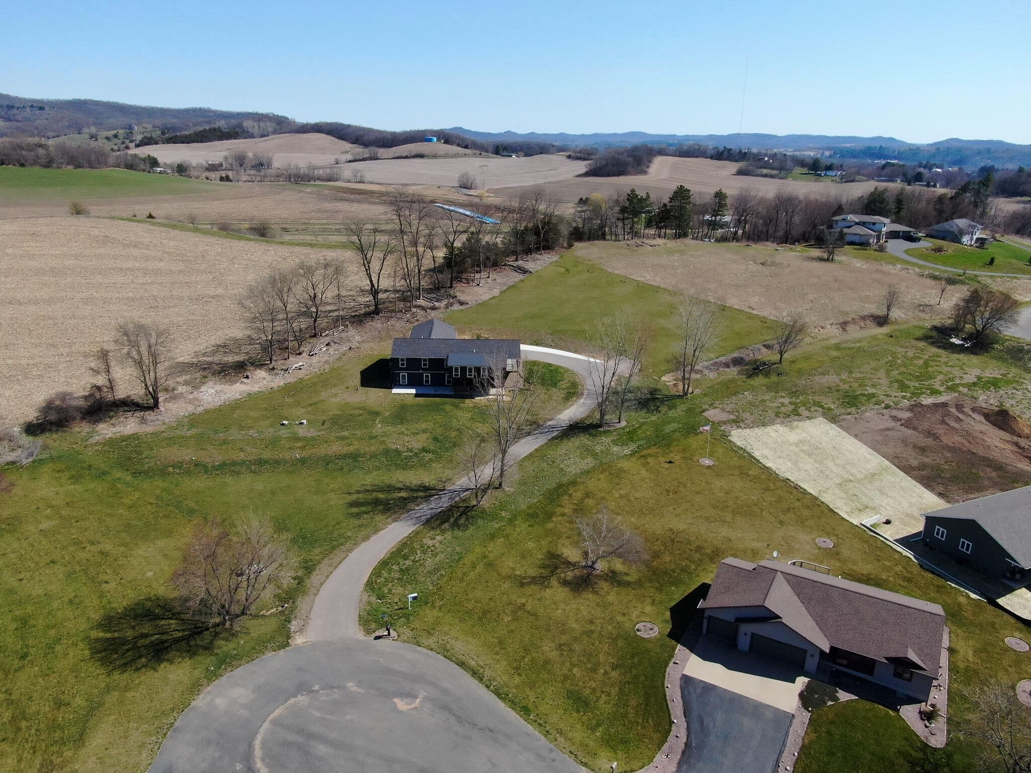 N16476 Lloyd Ln