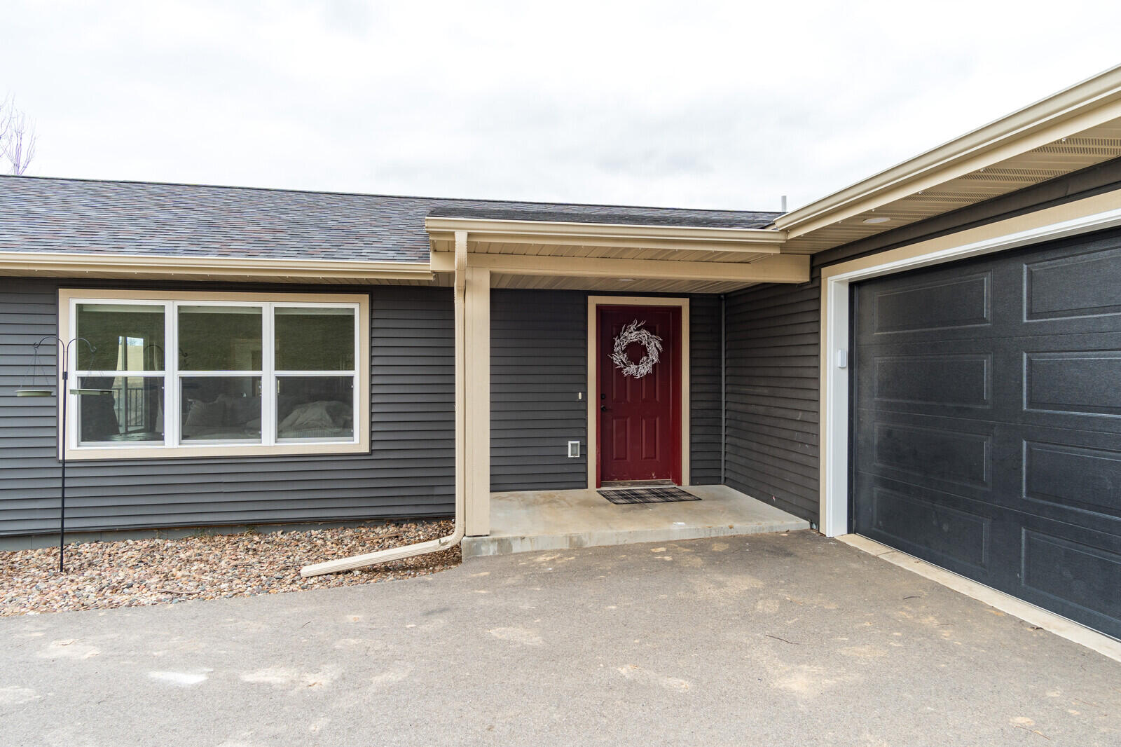 N16476 Lloyd Ln