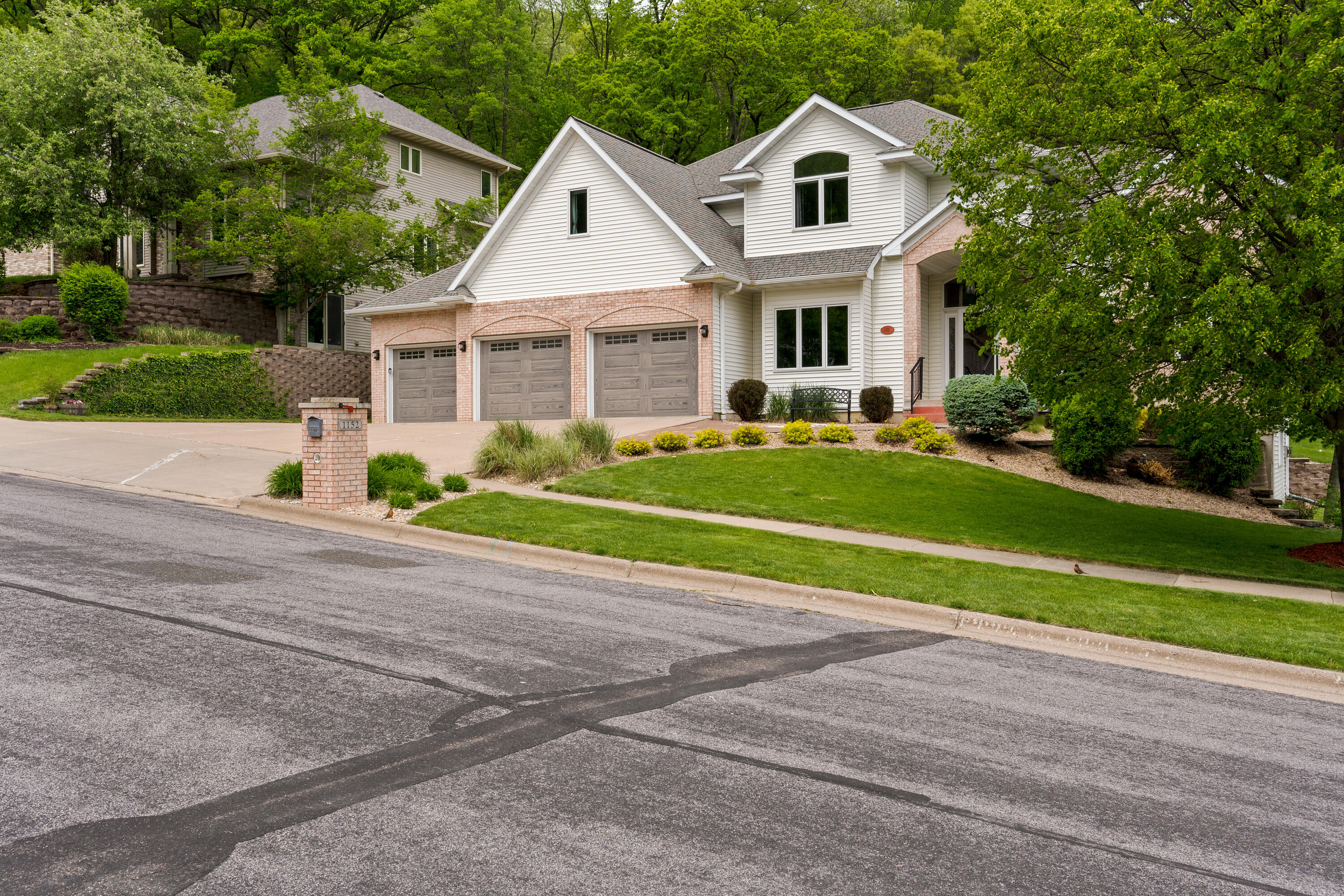 1152 Aspen Valley Dr