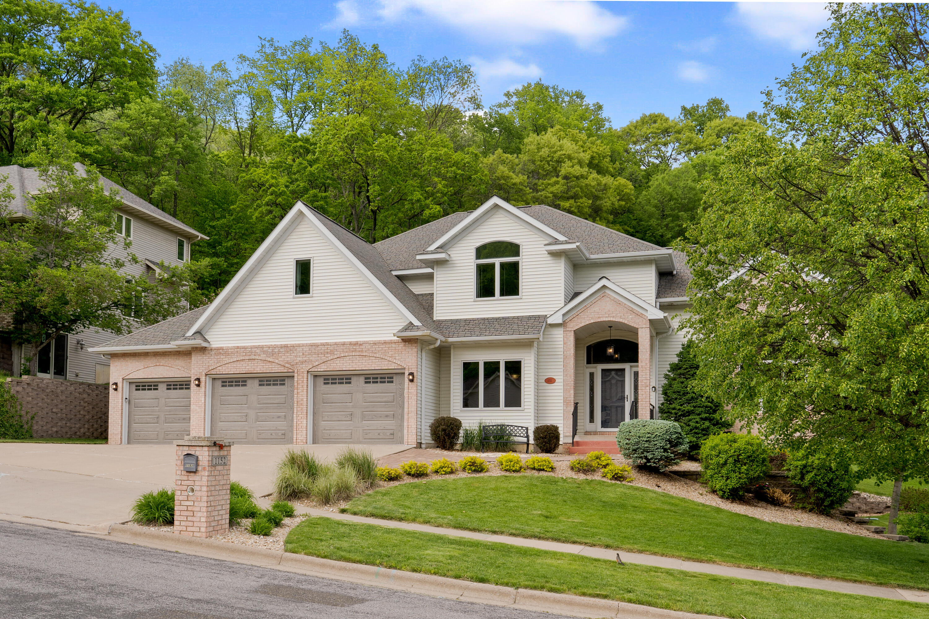 1152 Aspen Valley Dr