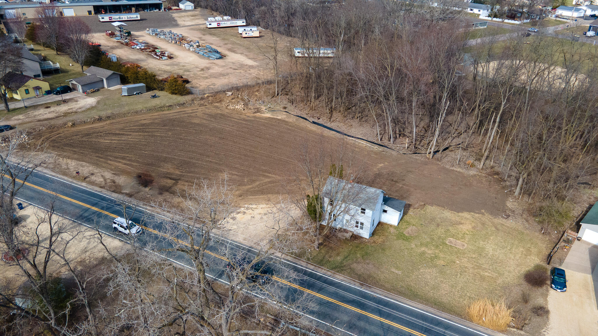 1626 Lakeshore Dr