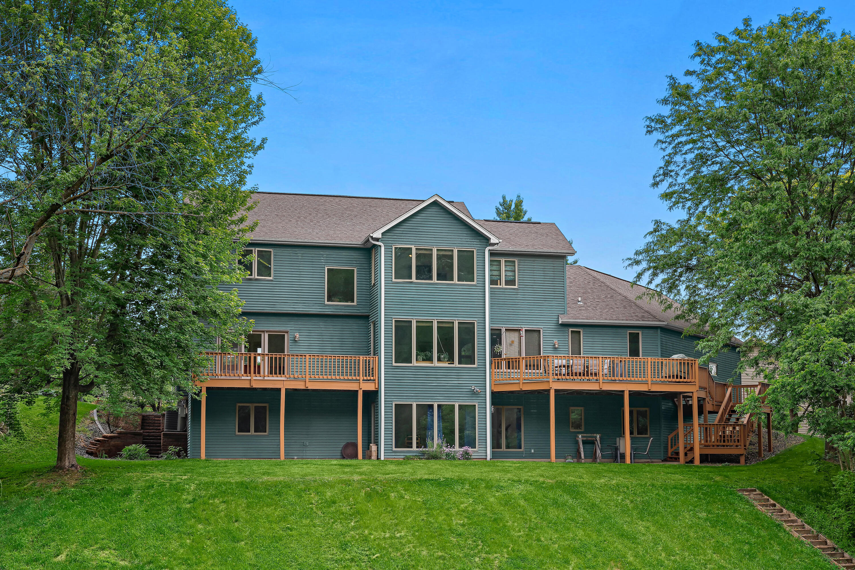 1838 Wood Run Pl
