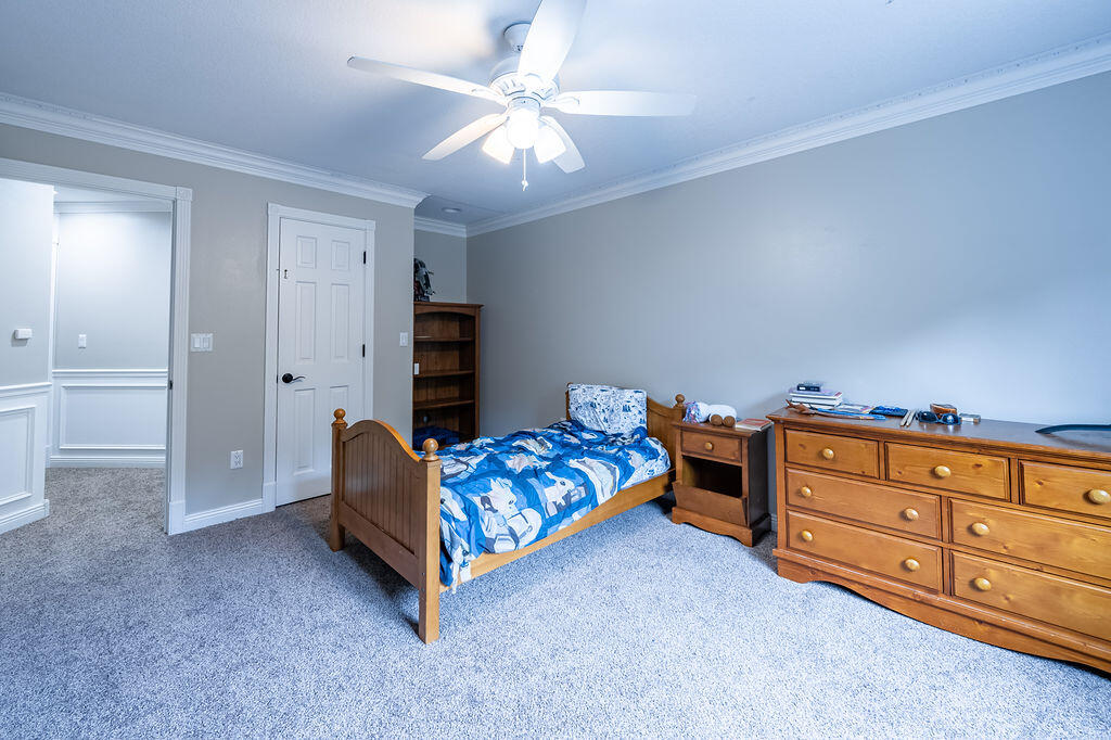 2260 Evenson Dr