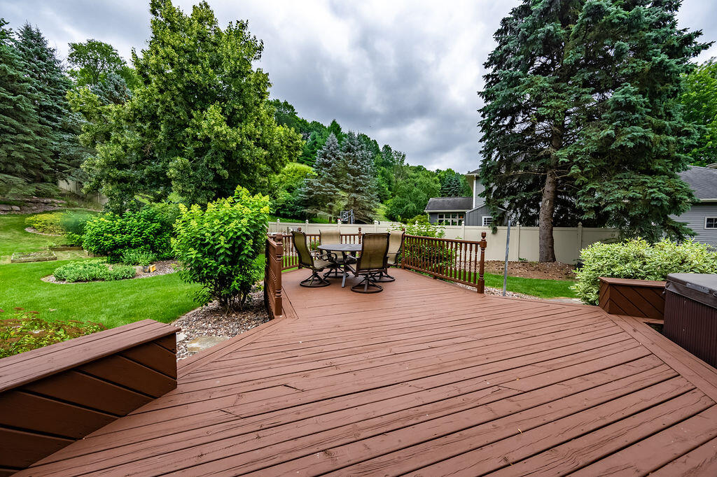2260 Evenson Dr