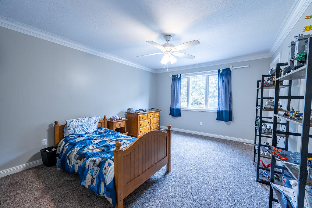 2260 Evenson Dr