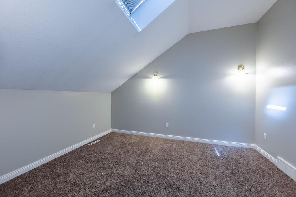 2260 Evenson Dr