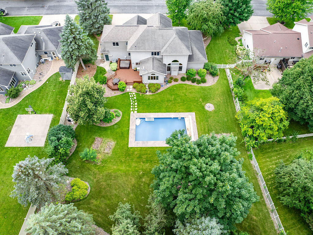 2260 Evenson Dr