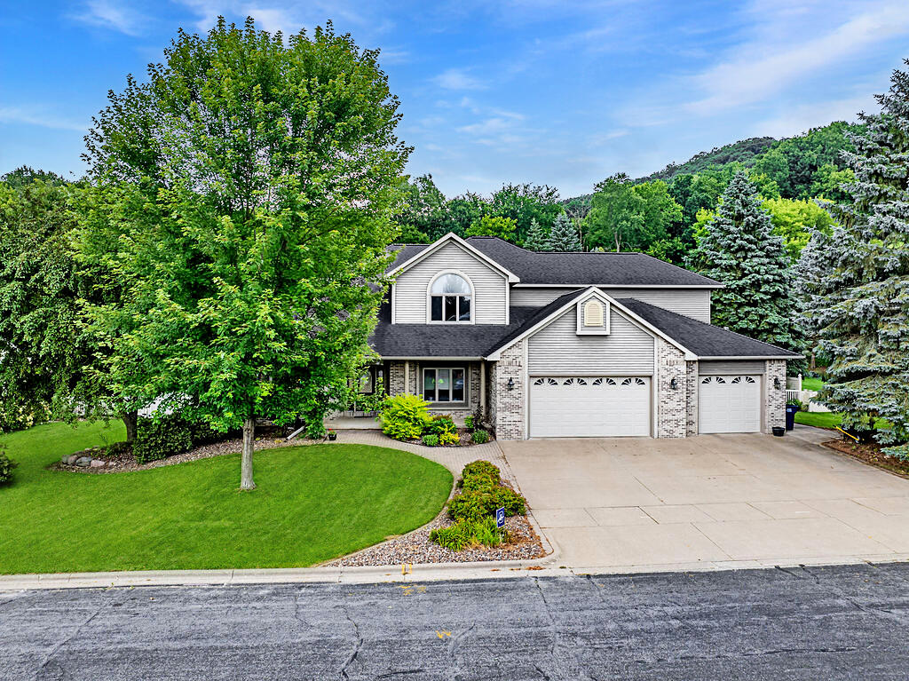 2260 Evenson Dr