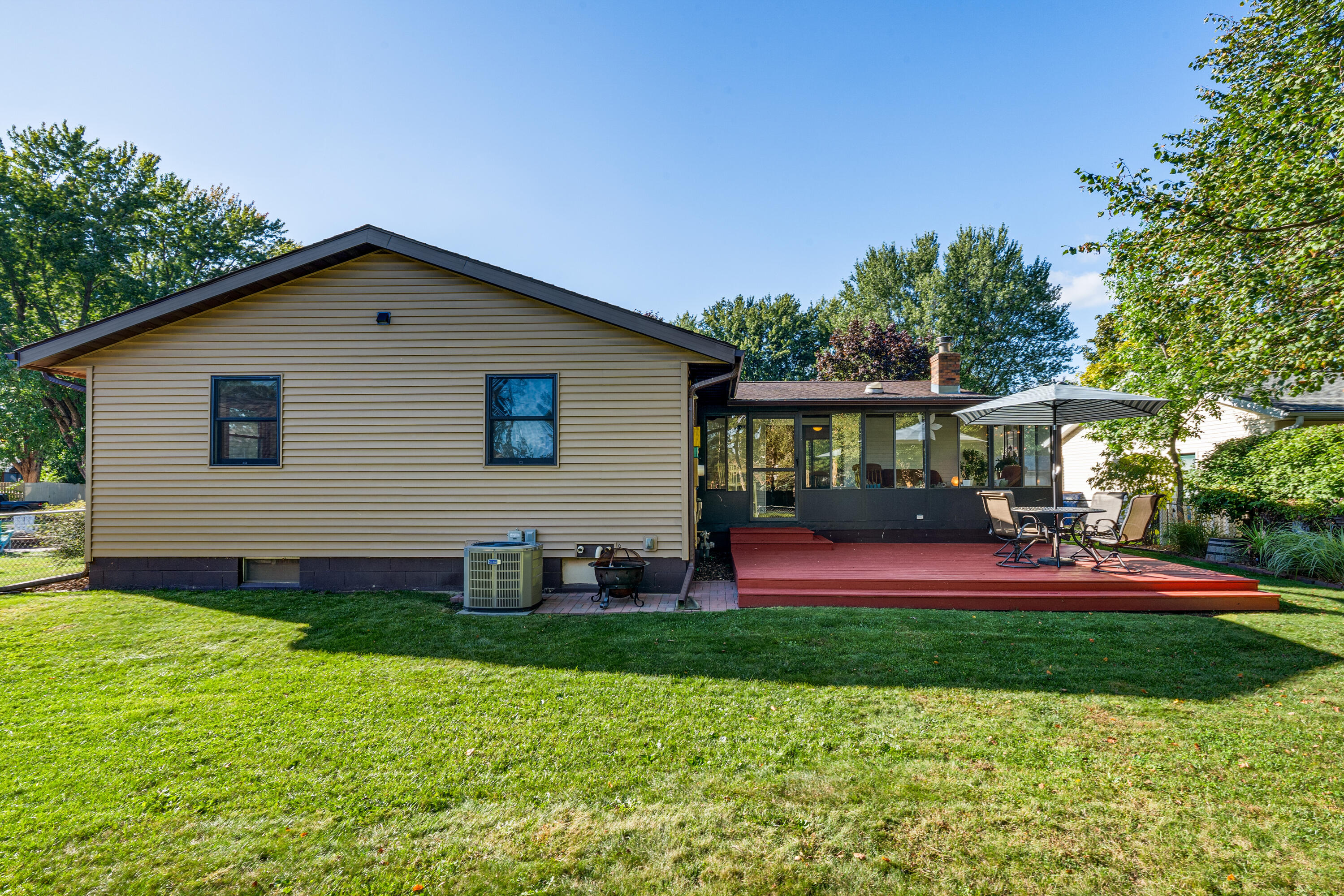 608 N 8th Ave