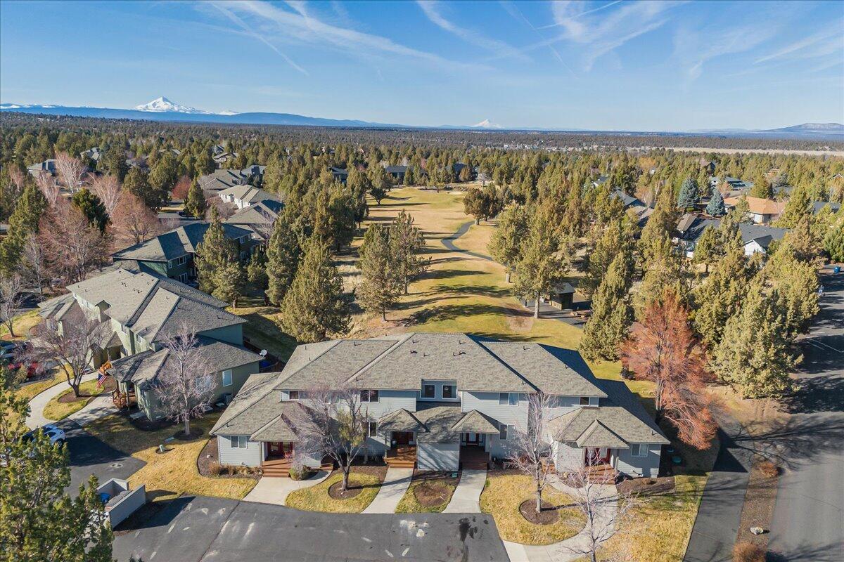 1140 Golden Pheasant Drive