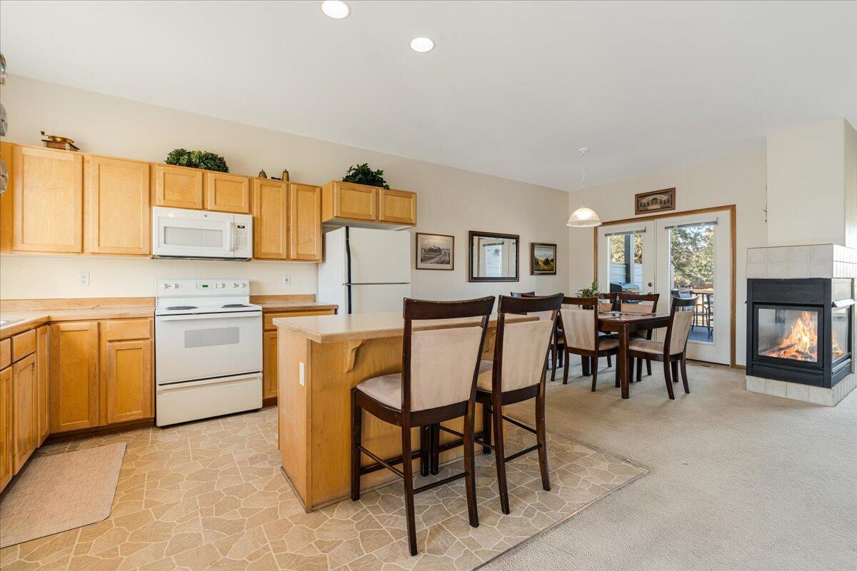 1140 Golden Pheasant Drive