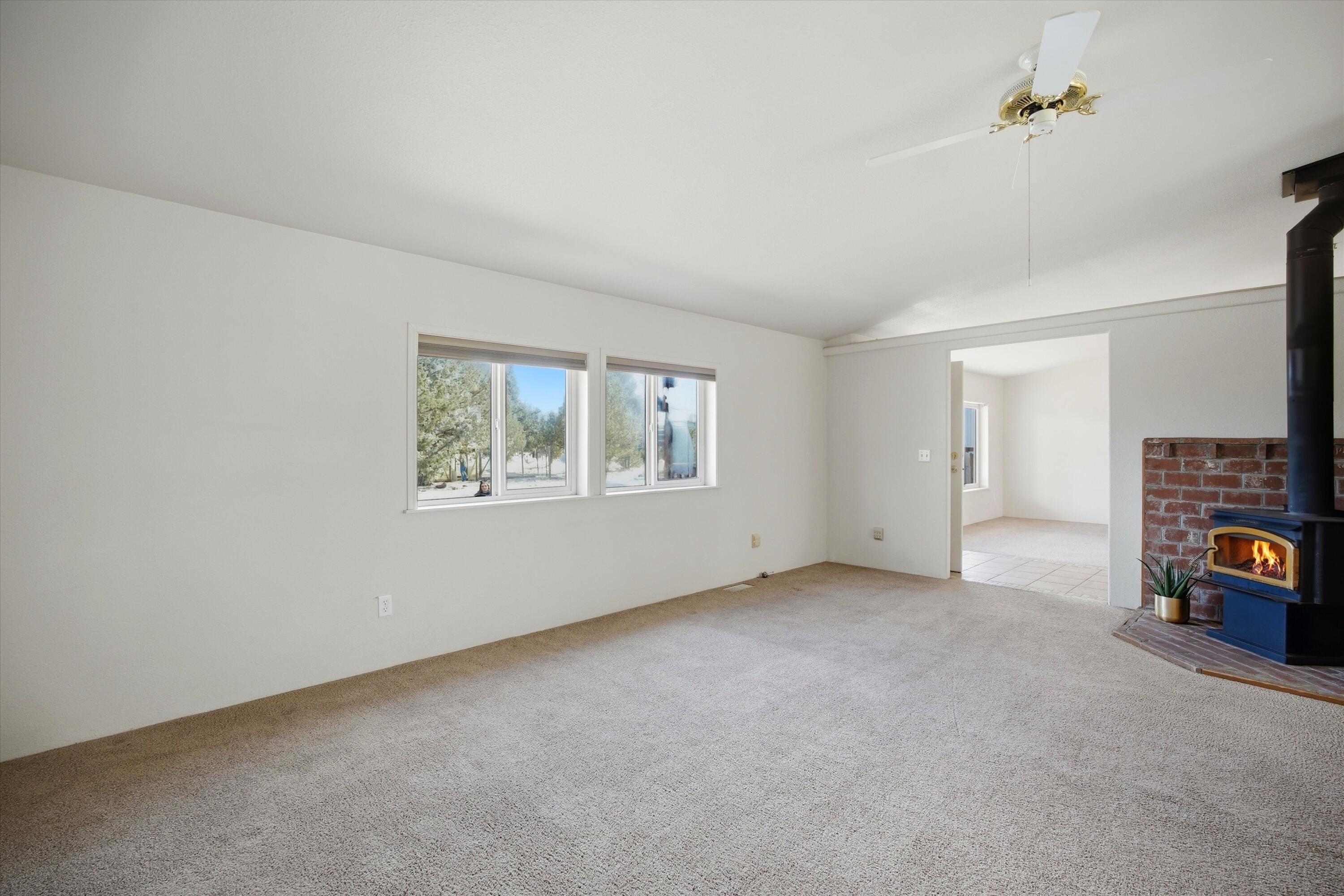 8710 NW Parkey Drive