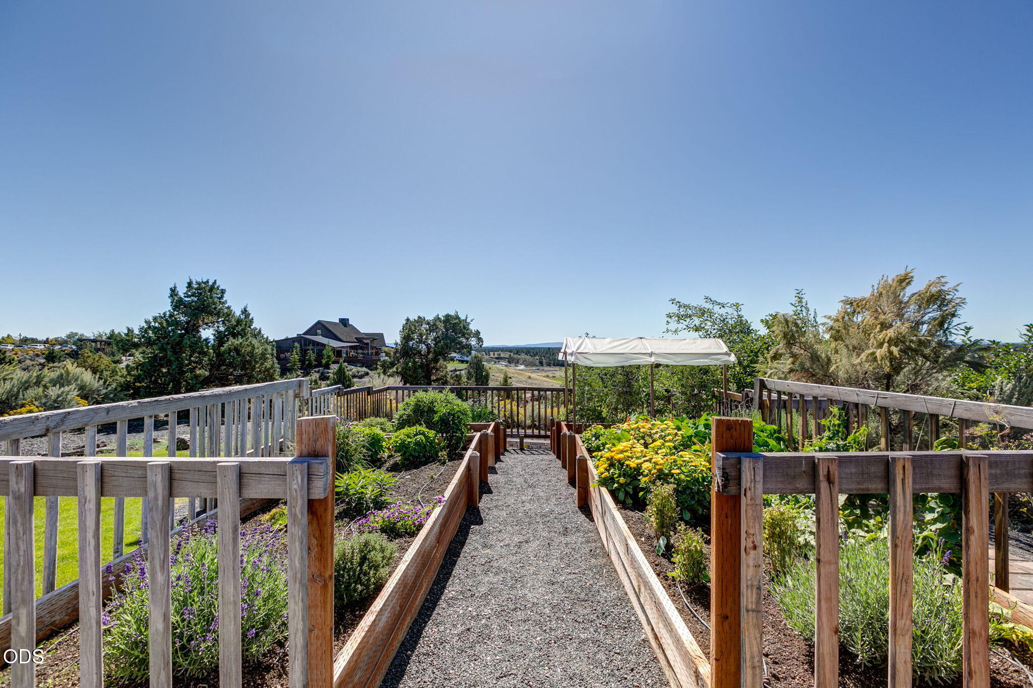 15673 SW Hope Vista Drive, 568