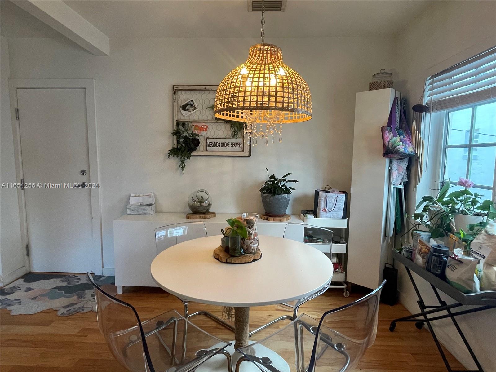 1207 Meridian Ave # 10