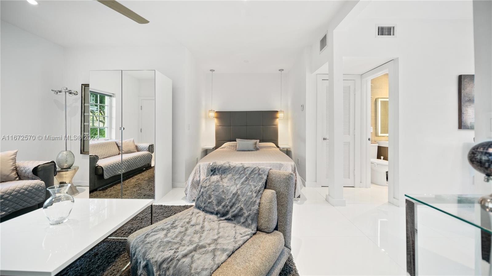 1205 Meridian Ave # 2