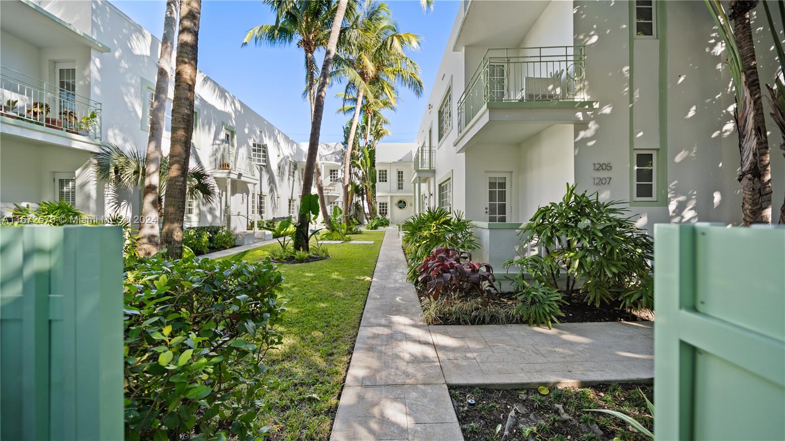1205 Meridian Ave # 2