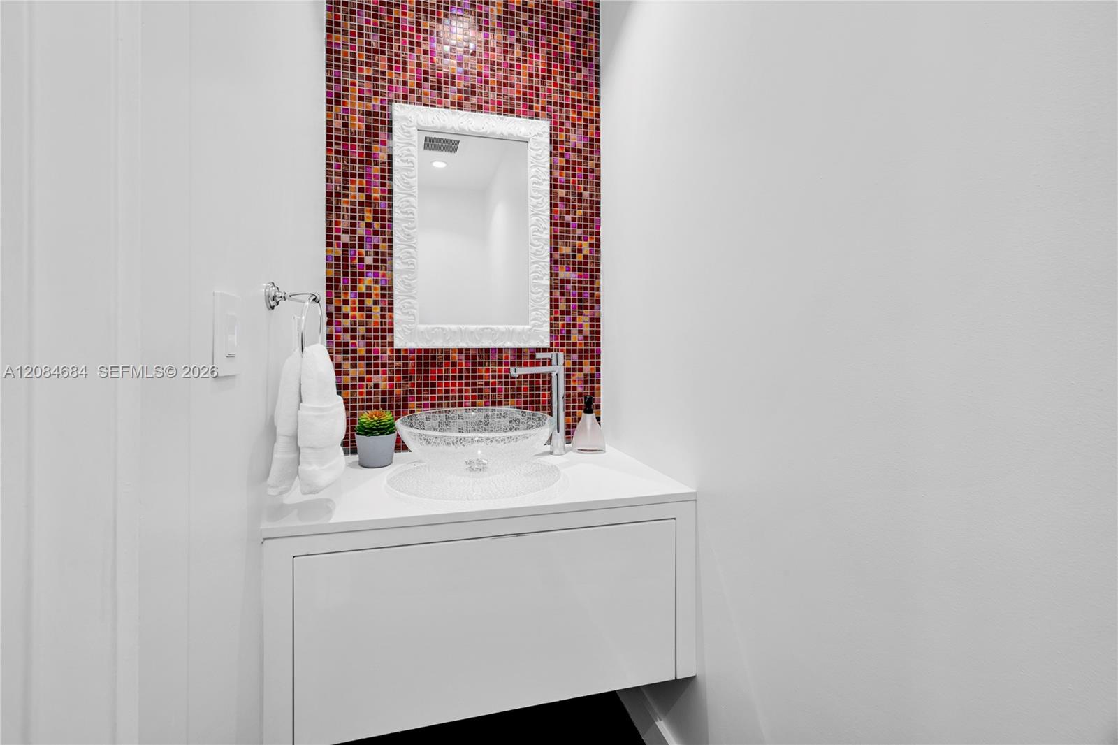 101 SW 21st Rd